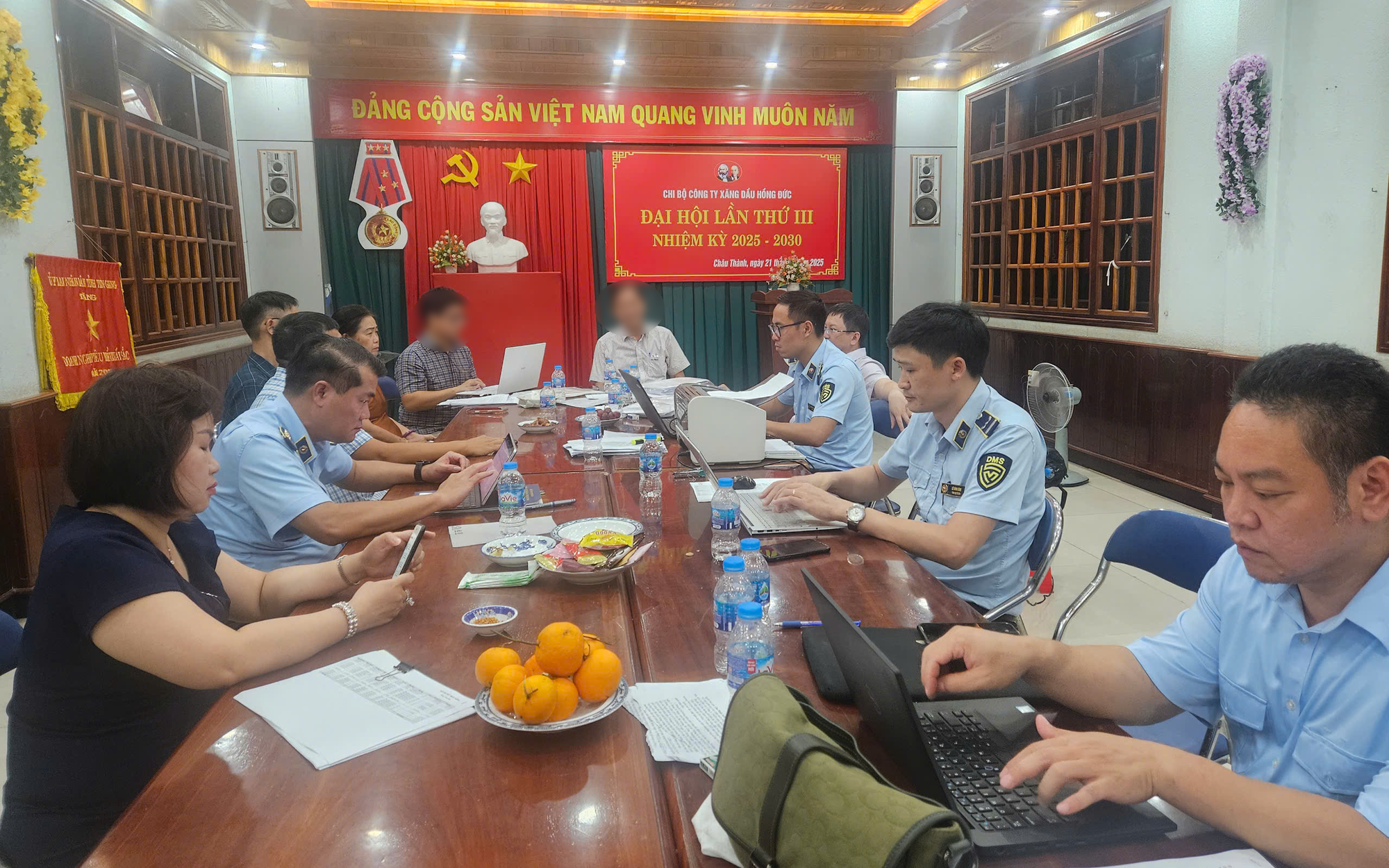 Xử phạt 2 doanh nghiệp đầu mối vi phạm dự trữ xăng dầu bắt buộc