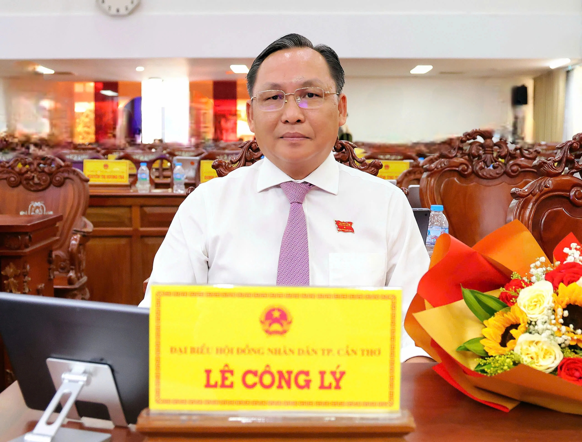 Phê chuẩn ông Lê Công Lý giữ chức Phó Chủ tịch UBND thành phố Cần Thơ- Ảnh 1. Phê chuẩn ông Lê Công Lý giữ chức Phó Chủ tịch UBND thành phố Cần Thơ- Ảnh 1.