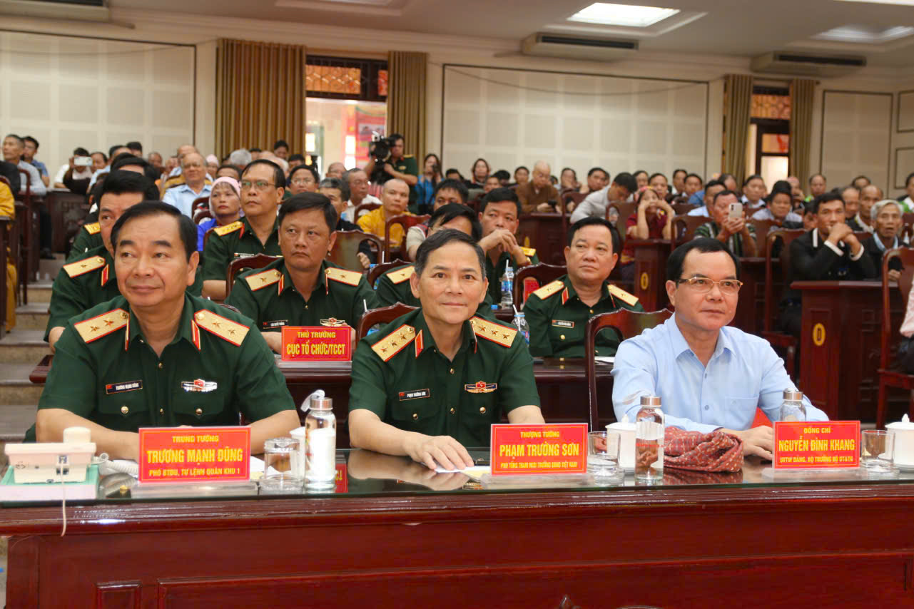 Lan tỏa sức mạnh đại đoàn kết từ những ‘hạt nhân’ nơi bản làng- Ảnh 2.