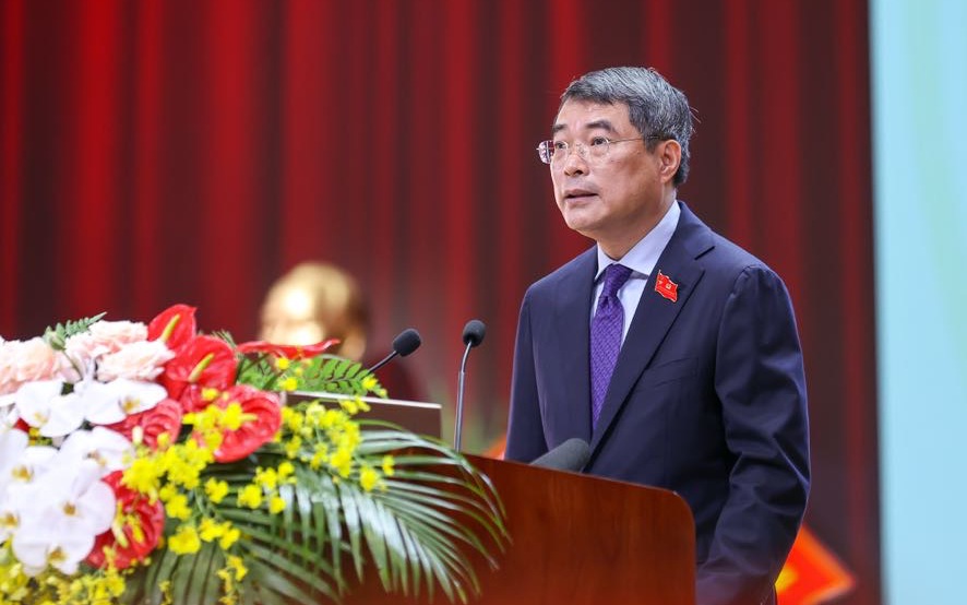Thủ tướng Lê Minh Hưng: Gắn chặt nhiệm vụ bảo vệ an ninh với kiến tạo phát triển*