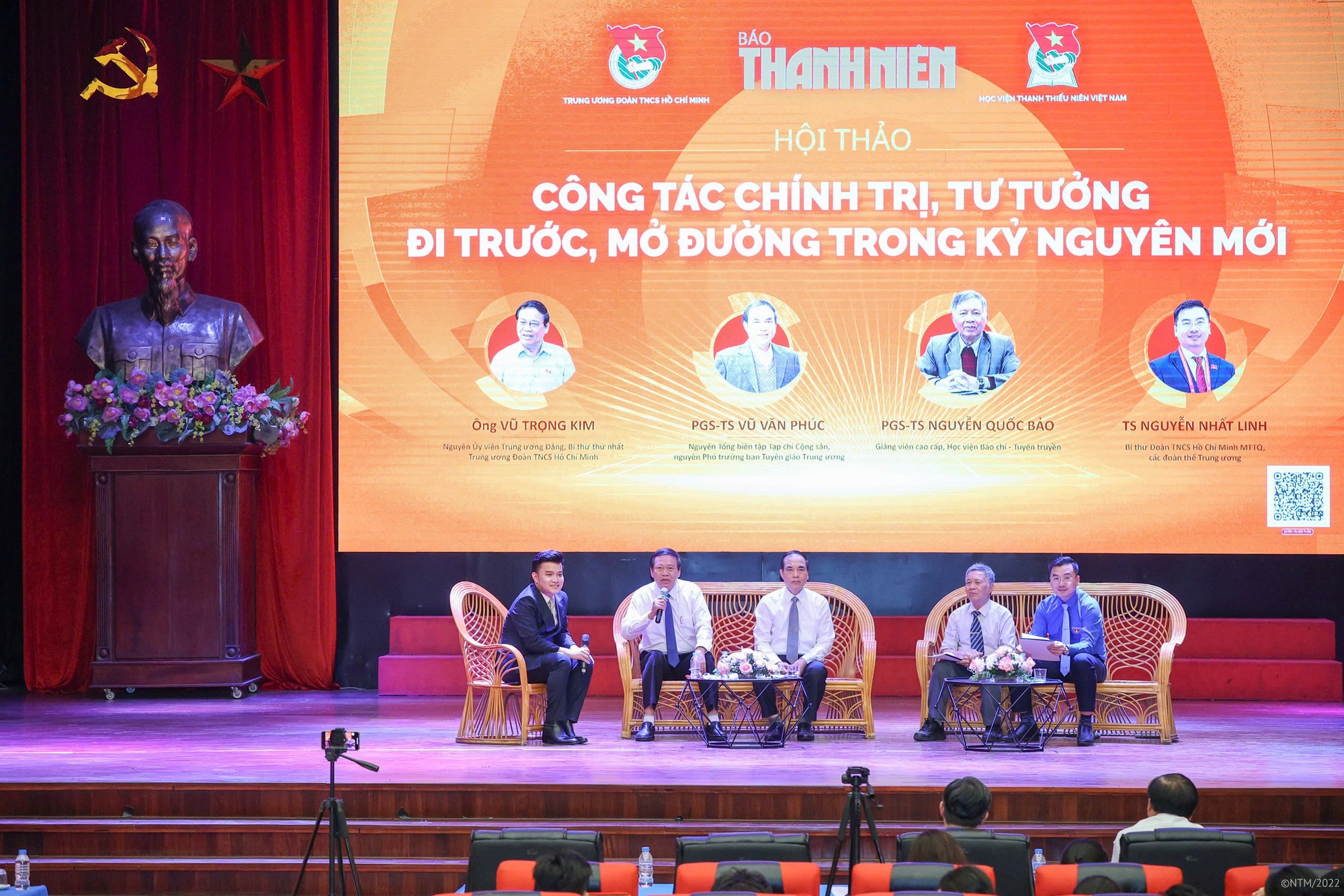 Công tác chính trị, tư tưởng chủ động ‘đi trước, mở đường’ trong kỷ nguyên mới- Ảnh 1. Công tác chính trị, tư tưởng chủ động ‘đi trước, mở đường’ trong kỷ nguyên mới- Ảnh 1.