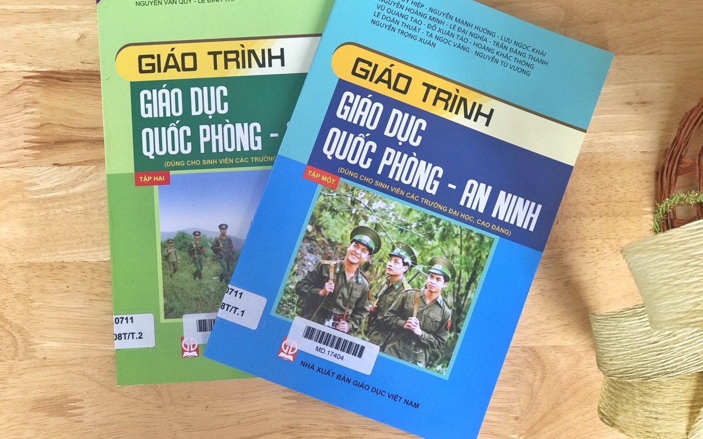 Giáo trình Giáo dục quốc phòng và an ninh phải cập nhật kiến thức cơ bản về khoa học quân sự