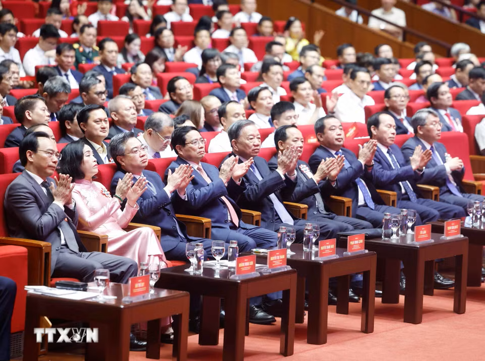 Tổng Bí thư, Chủ tịch nước Tô Lâm: Đại học Quốc gia Hà Nội tiếp tục vươn lên trở thành biểu tượng của trí tuệ Việt Nam- Ảnh 1.
