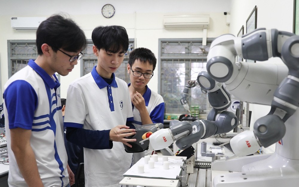 Khát vọng hùng cường và tầm nhìn mới về đại học