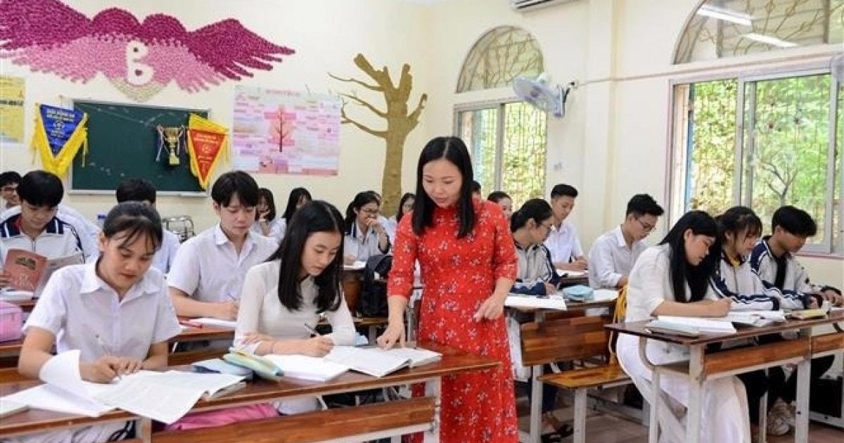Đề xuất mở rộng đối tượng bồi dưỡng nghiệp vụ sư phạm, thu hút nhân lực, khắc phục thiếu giáo viên- Ảnh 1.