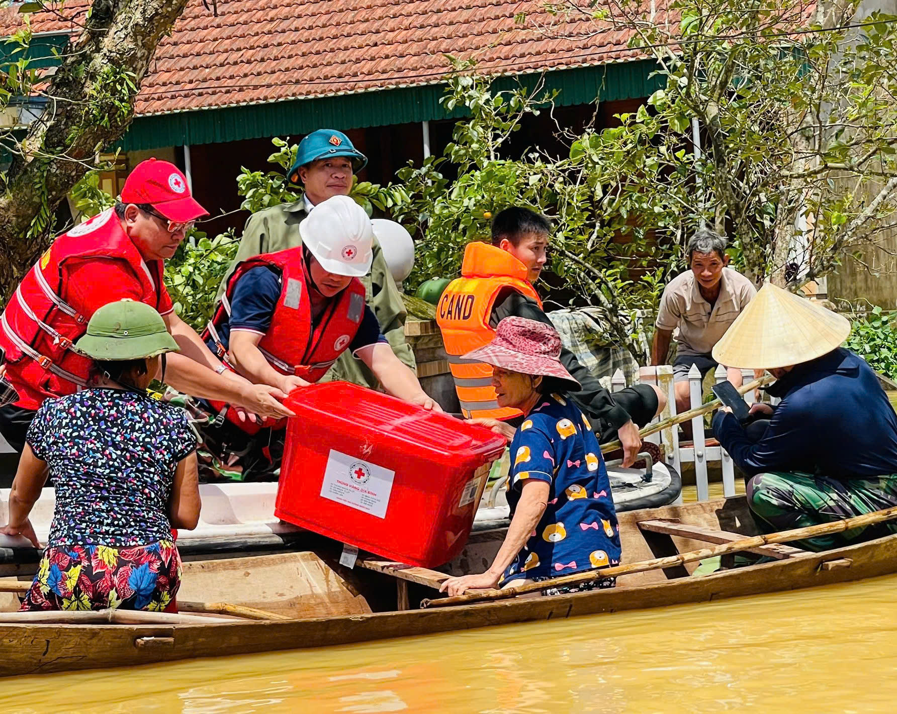 Chuyển từ 'ứng phó bị động' sang 'chủ động phòng ngừa' trong phòng, chống thiên tai năm 2026- Ảnh 1.