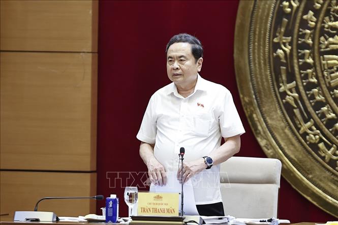 Chủ tịch Quốc hội: Không để cán bộ làm việc theo thói quen cũ trong nhiệm kỳ có yêu cầu mới- Ảnh 1.