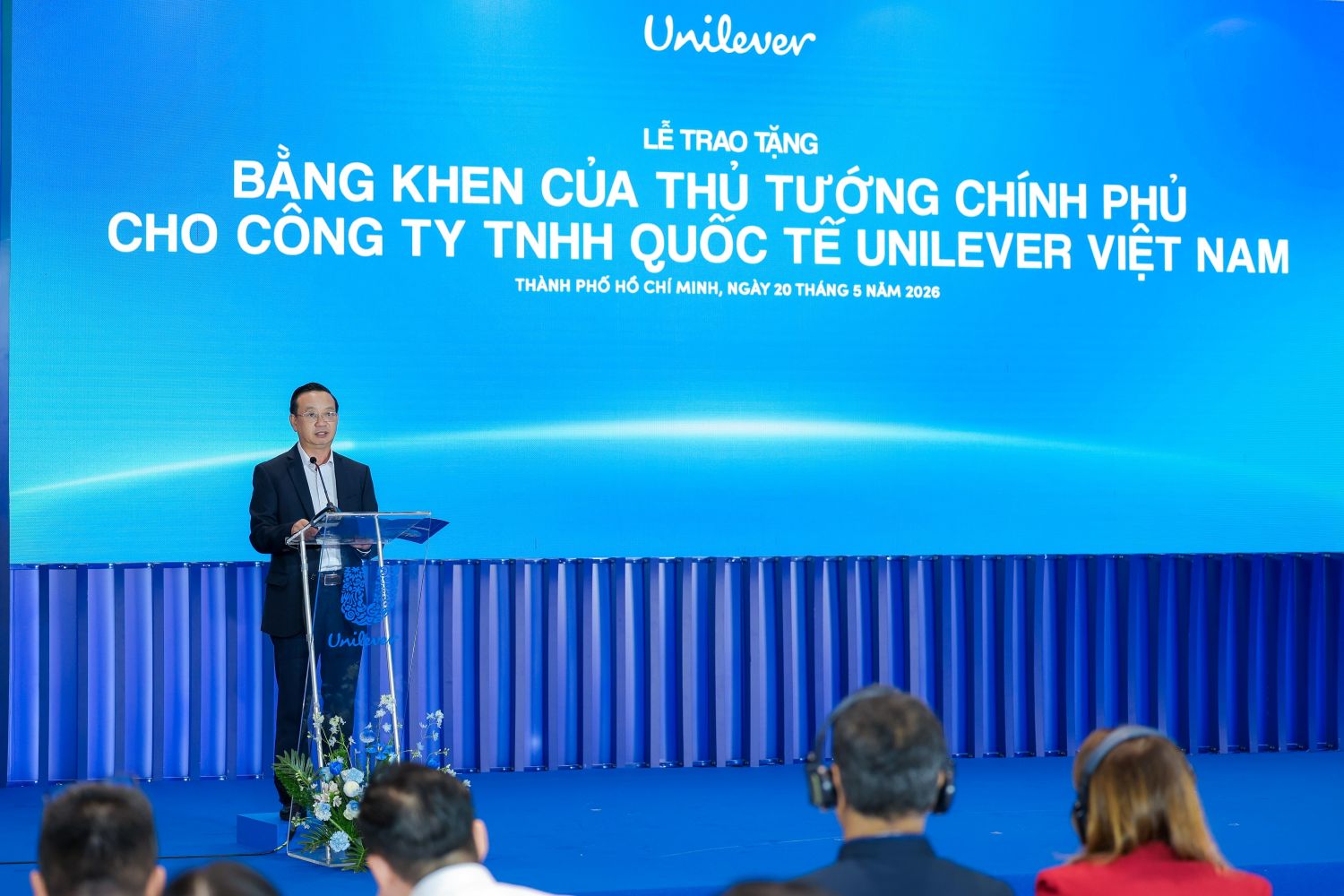 Unilever Việt Nam nhận Bằng khen của Thủ tướng Chính phủ, cam kết đồng hành cùng giai đoạn phát triển mới của Việt Nam- Ảnh 2. Unilever Việt Nam nhận Bằng khen của Thủ tướng Chính phủ, cam kết đồng hành cùng giai đoạn phát triển mới của Việt Nam- Ảnh 2.