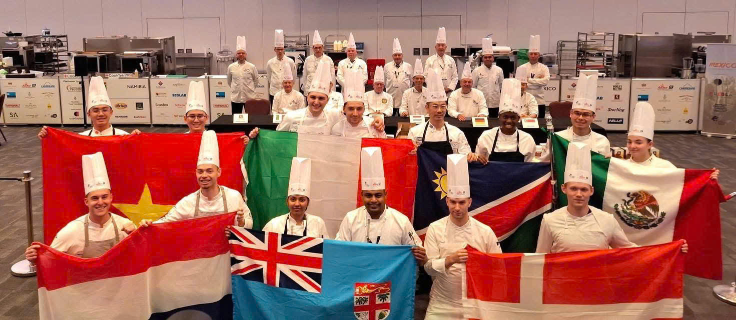 Việt Nam đoạt Huy chương Bạc tại Global Chefs Challenge Finals 2026- Ảnh 2. Việt Nam đoạt Huy chương Bạc tại Global Chefs Challenge Finals 2026- Ảnh 2.