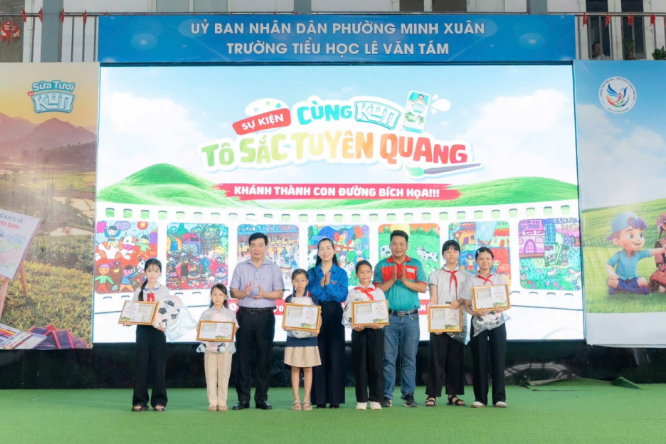 Cùng KUN tô sắc Tuyên Quang- Ảnh 4. Cùng KUN tô sắc Tuyên Quang- Ảnh 4.