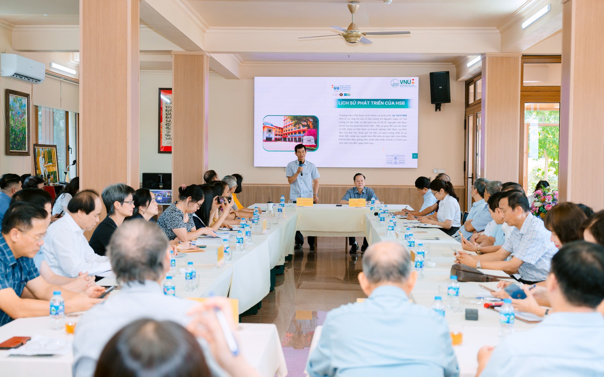 Phát triển mô hình liên kết chăm sóc người cao tuổi