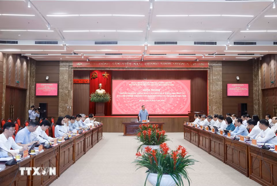 Thông qua dự thảo Báo cáo kết quả kiểm tra, giám sát (đợt 2) đối với Ban Thường vụ Thành ủy Hà Nội- Ảnh 1. Thông qua dự thảo Báo cáo kết quả kiểm tra, giám sát (đợt 2) đối với Ban Thường vụ Thành ủy Hà Nội- Ảnh 1.