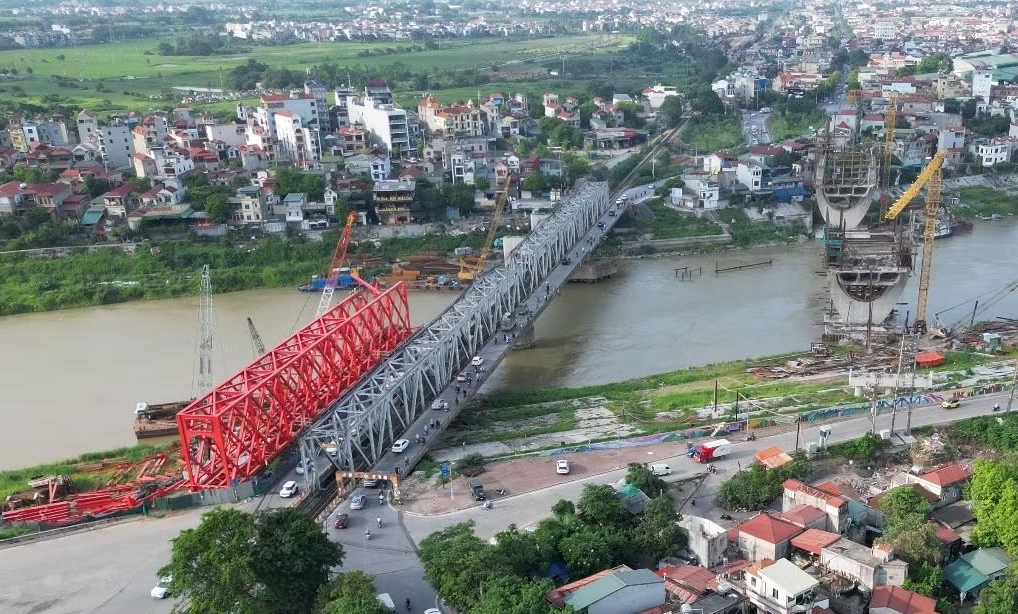 Rà soát lại năng lực nhà thầu thi công Dự án cầu đường sắt qua sông Đuống - Ảnh 1.