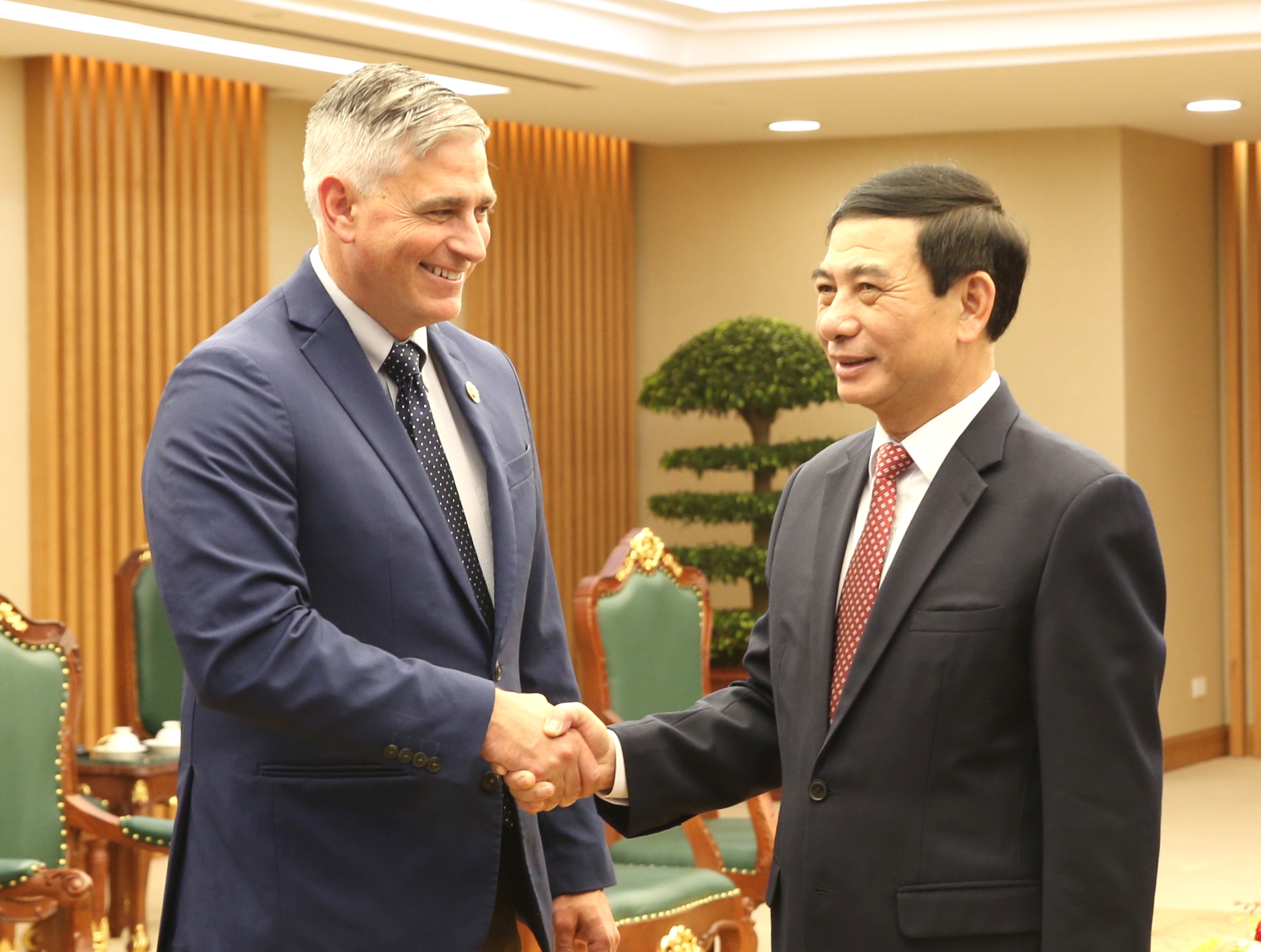 Phó Thủ tướng, Bộ trưởng Bộ Quốc phòng Phan Văn Giang tiếp Đoàn Nghị sĩ Quốc hội Hoa Kỳ- Ảnh 1. Phó Thủ tướng, Bộ trưởng Bộ Quốc phòng Phan Văn Giang tiếp Đoàn Nghị sĩ Quốc hội Hoa Kỳ- Ảnh 1.