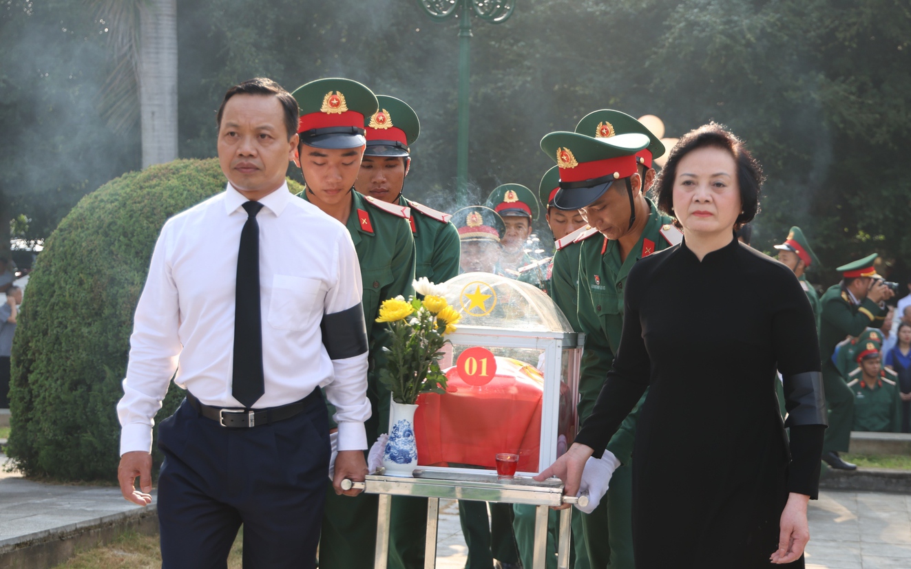 'Chiến dịch 500 ngày đêm' tiếp tục hành trình đưa các liệt sĩ trở về với đất mẹ