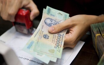 Phân công lại công tác sau sắp xếp tổ chức, có được phụ cấp nghề?