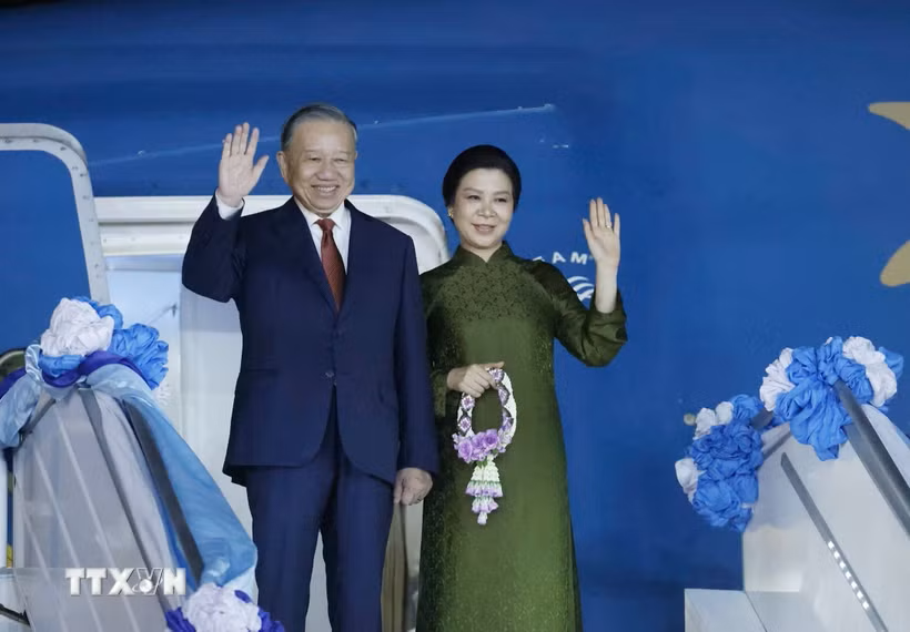 Tổng Bí thư, Chủ tịch nước Tô Lâm và Phu nhân kết thúc tốt đẹp chuyến thăm chính thức Thái Lan; lên đường thăm cấp Nhà nước tới Singapore- Ảnh 3. Tổng Bí thư, Chủ tịch nước Tô Lâm và Phu nhân kết thúc tốt đẹp chuyến thăm chính thức Thái Lan; lên đường thăm cấp Nhà nước tới Singapore- Ảnh 3.