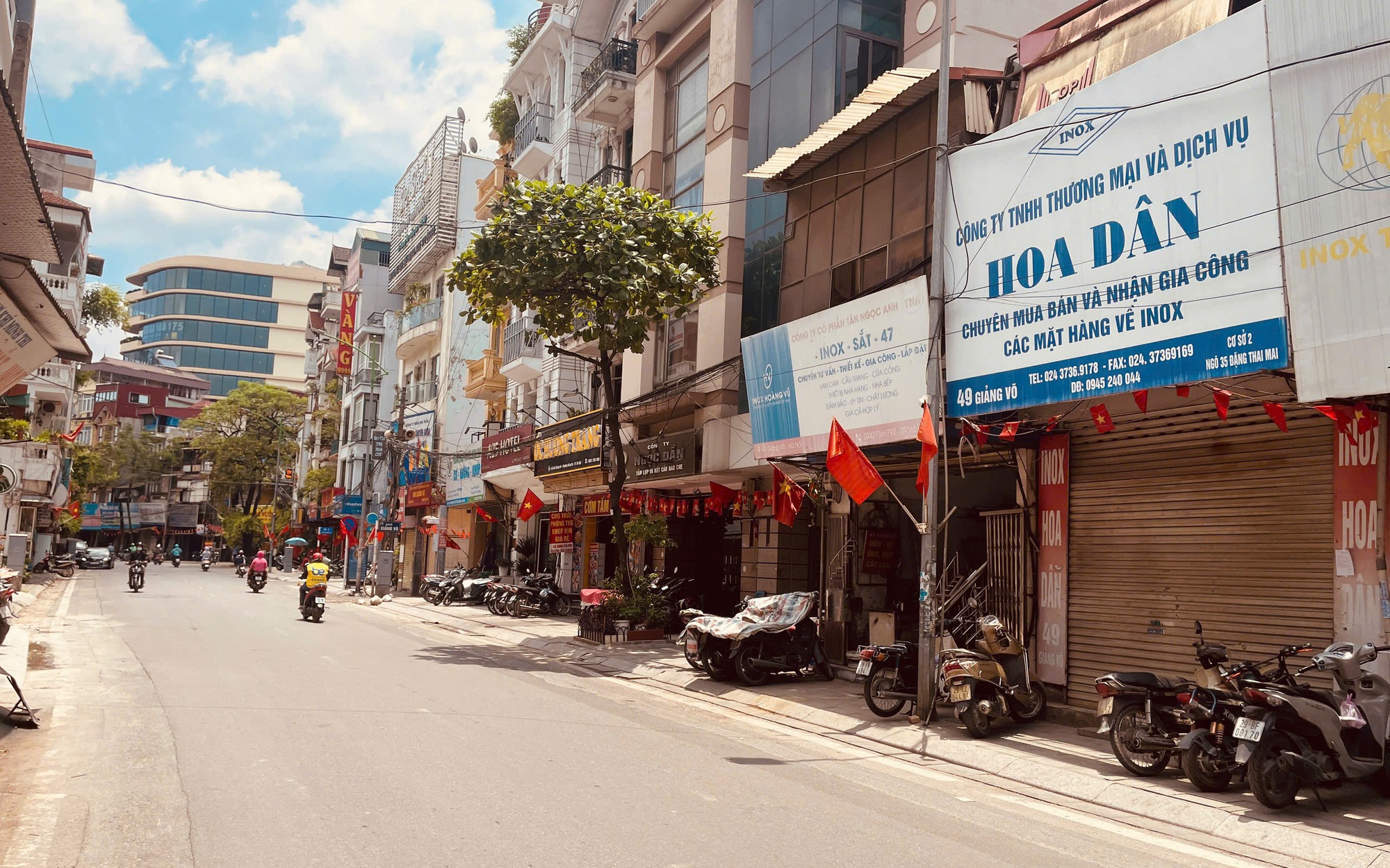Bộ Y tế khuyến cáo hạn chế người dân ra đường từ 10h đến 16h trước tình trạng nắng nóng gay gắt