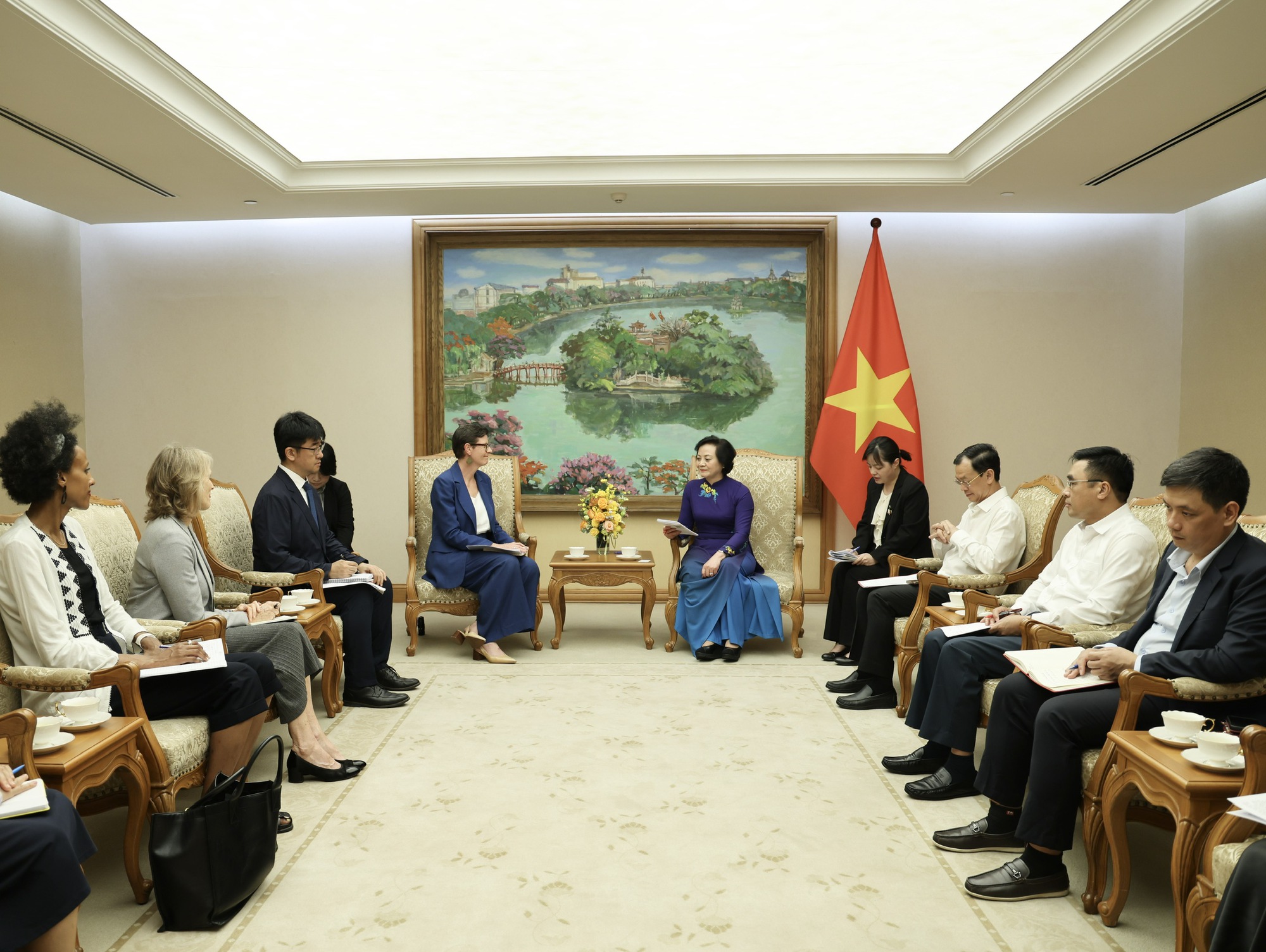 Việt Nam - WHO: Ưu tiên hợp tác cải cách y tế, phòng chống tác hại thuốc lá và ô nhiễm không khí- Ảnh 3.