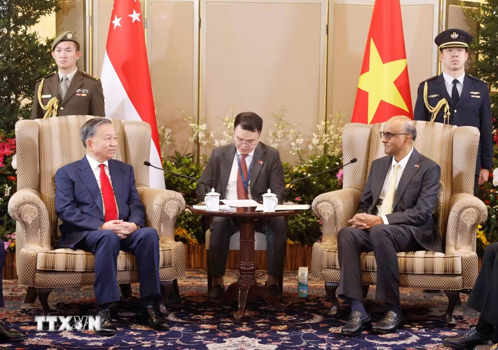 Tổng Bí thư, Chủ tịch nước Tô Lâm hội đàm với Tổng thống Singapore Tharman Shanmugaratnam- Ảnh 2. Tổng Bí thư, Chủ tịch nước Tô Lâm hội đàm với Tổng thống Singapore Tharman Shanmugaratnam- Ảnh 2.