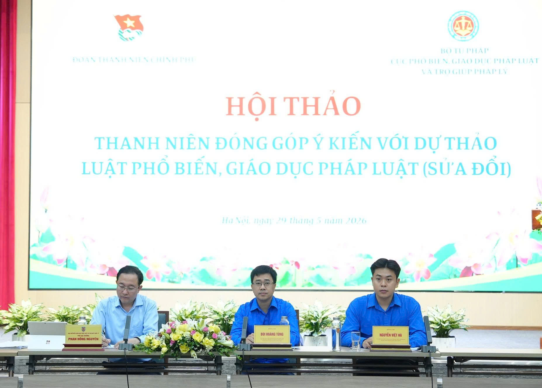 Phát huy vai trò thanh niên trong góp ý, xây dựng pháp luật- Ảnh 2.