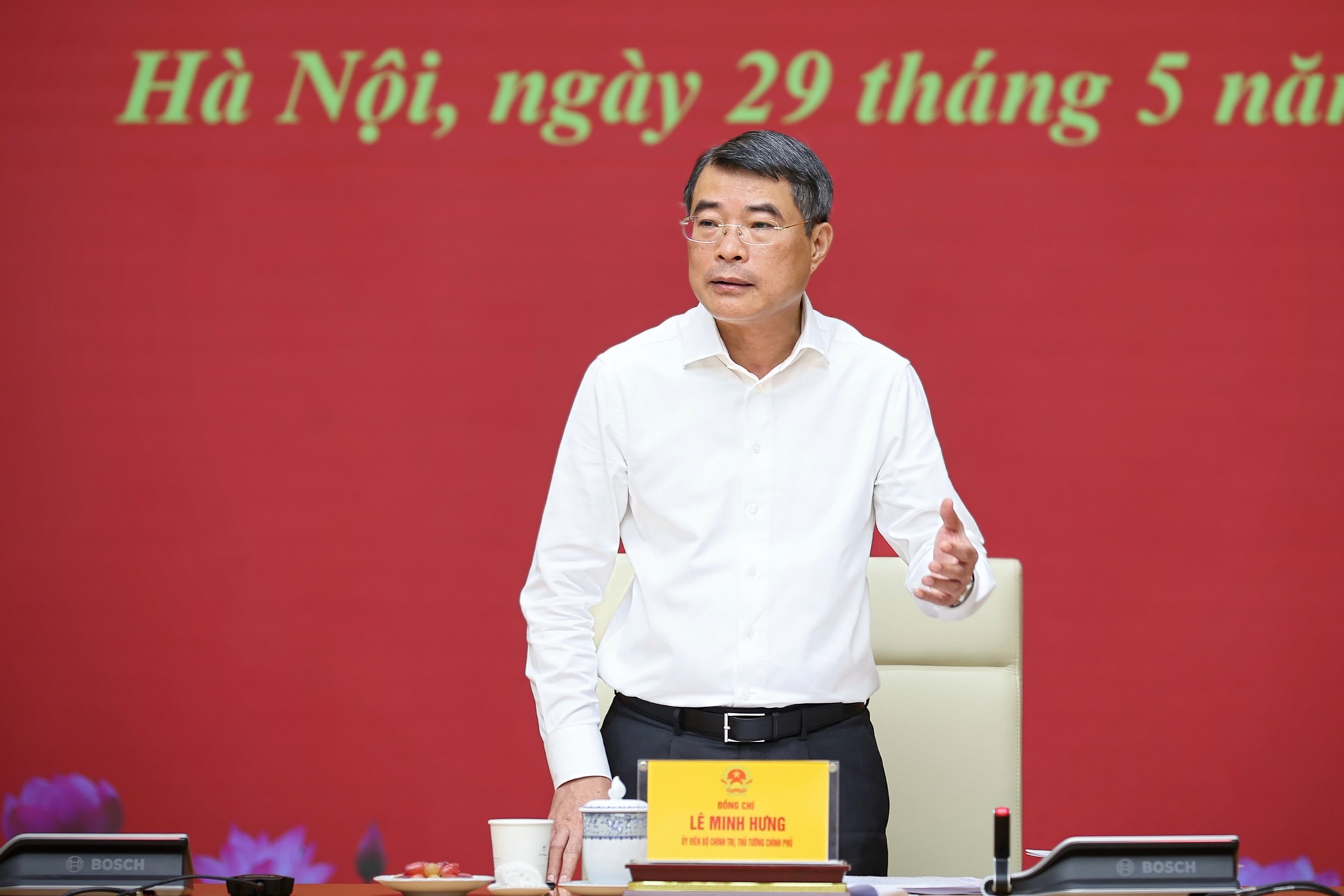 Đoàn kiểm tra của Bộ Chính trị: Đảng ủy Chính phủ hoàn thành khối lượng công việc lớn, có những đột phá- Ảnh 3.