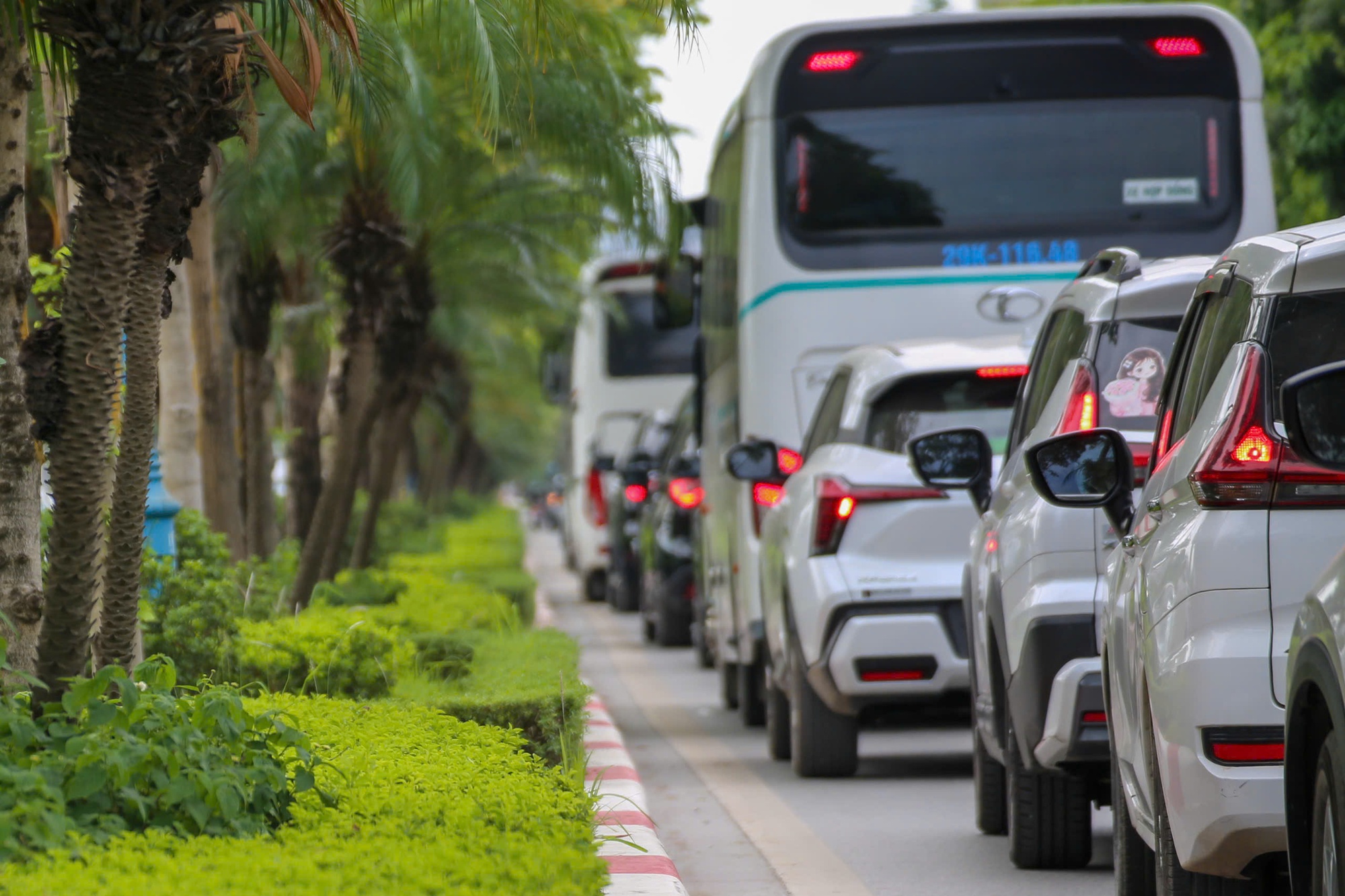 Bốn ngày nghỉ lễ: Xử phạt hơn 11.400 trường hợp vi phạm nồng độ cồn- Ảnh 1.