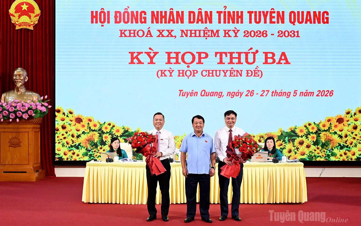 Phê chuẩn kết quả bầu chức vụ Phó Chủ tịch UBND tỉnh Tuyên Quang