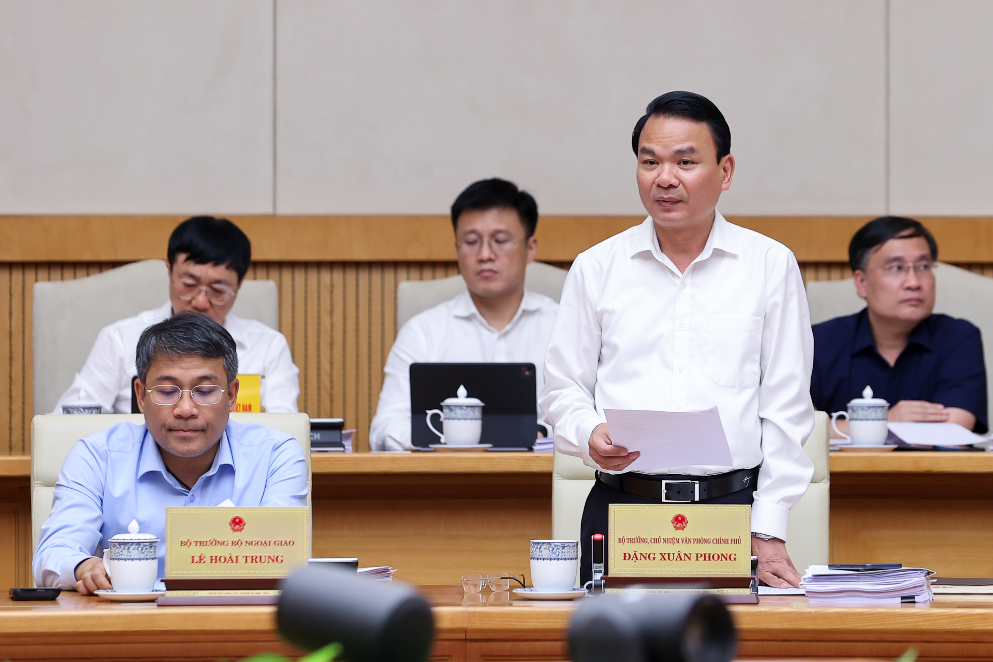 Thủ tướng Lê Minh Hưng: Tiếp tục rà soát, cắt giảm các thủ tục về môi trường, xây dựng, phòng cháy, chữa cháy- Ảnh 8.