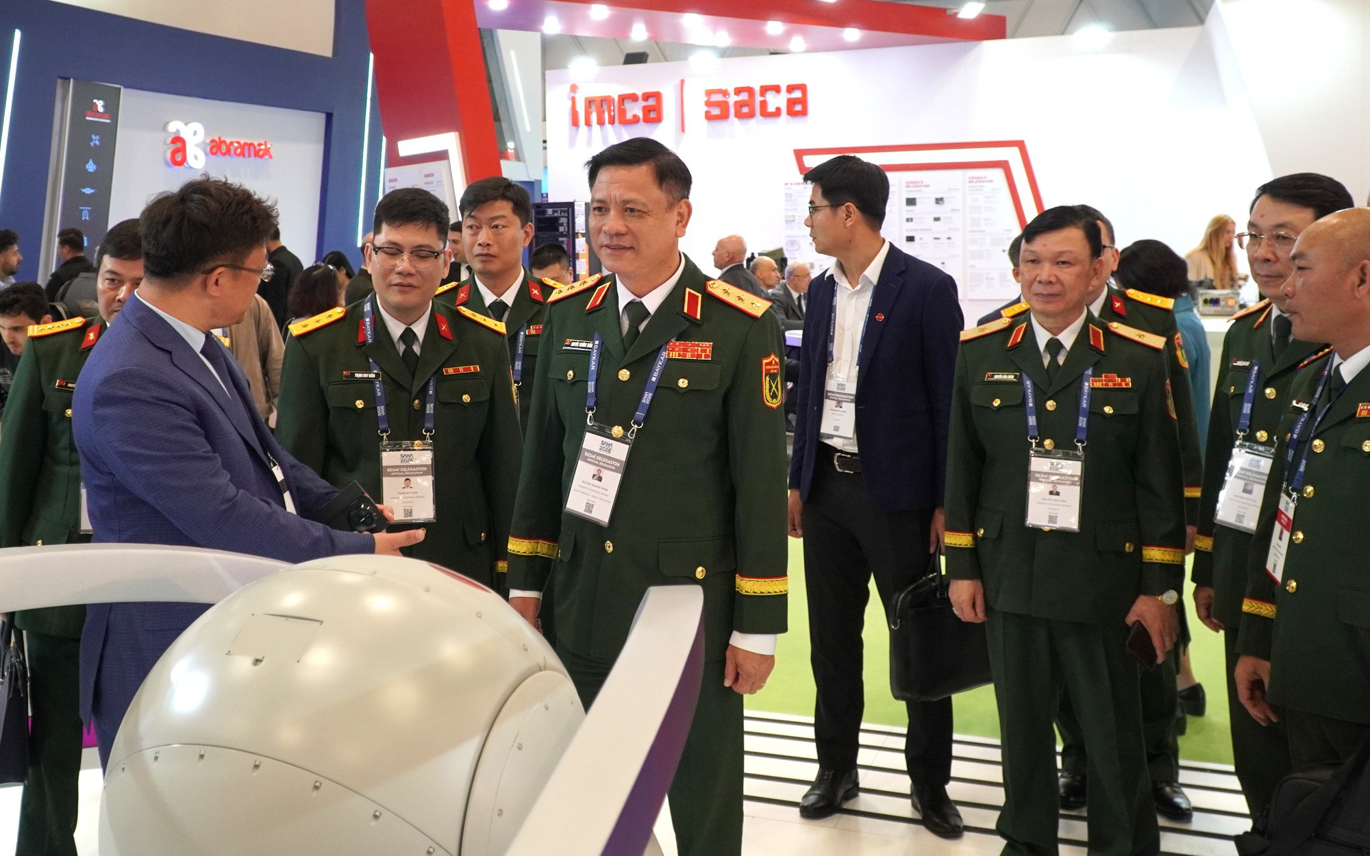 Việt Nam tham dự Triển lãm Quốc phòng và Hàng không vũ trụ SAHA 2026