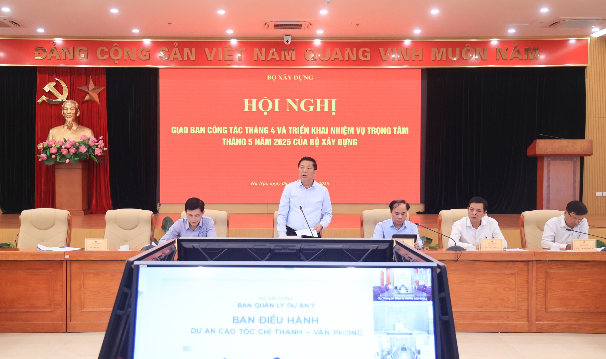 Tháo gỡ khó khăn cho các dự án hạ tầng nguy cơ 'không thể hoàn thành đúng hạn'- Ảnh 1.