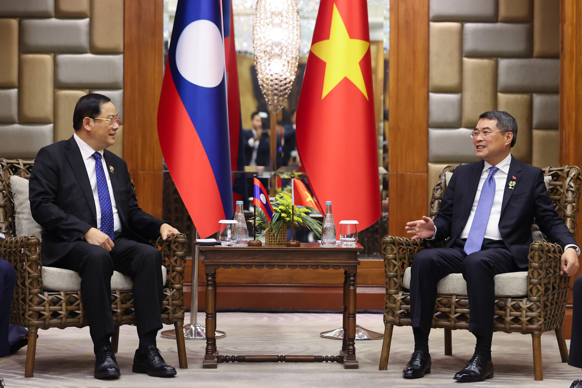 Thủ tướng Lê Minh Hưng: Việt Nam luôn dành ưu tiên cao nhất cho hợp tác với Lào- Ảnh 2.
