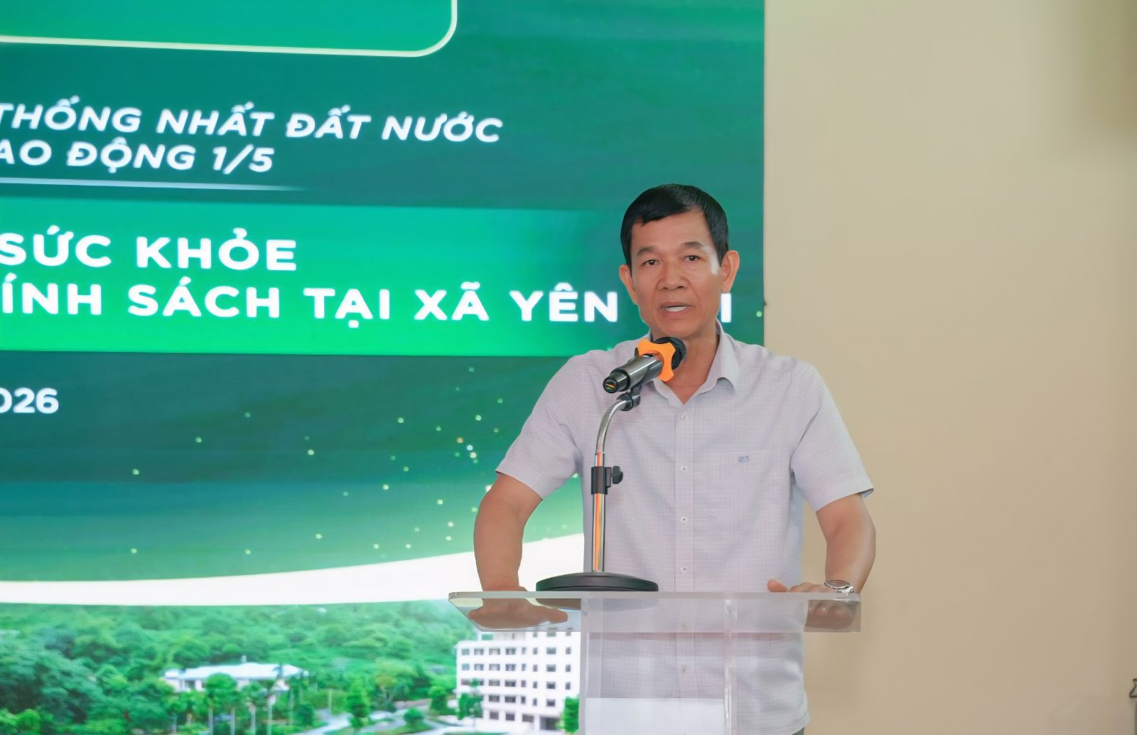 Tổ chức khám bệnh miễn phí cho người có công ở xã Yên Bài, Hà Nội- Ảnh 2.
