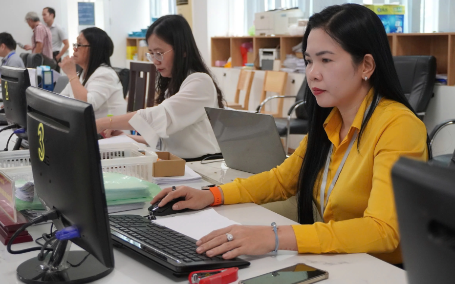 Điều kiện xếp ngạch chuyên viên chính đối với Trưởng, Phó phòng cấp xã