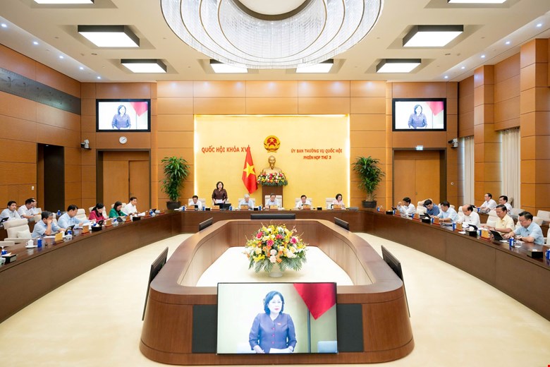 Cụ thể hóa các bước phối hợp, tham gia giữa các cơ quan trong thẩm tra, quyết định các vấn đề ngân sách- Ảnh 1. Cụ thể hóa các bước phối hợp, tham gia giữa các cơ quan trong thẩm tra, quyết định các vấn đề ngân sách- Ảnh 1.