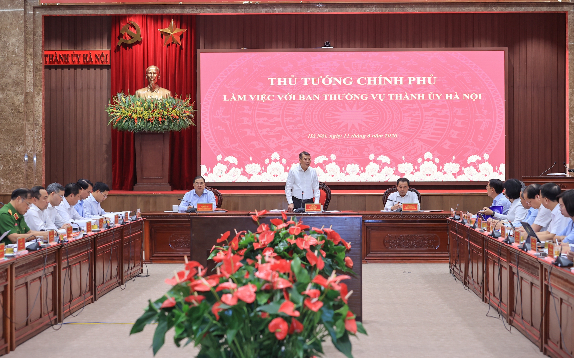 Thủ tướng Lê Minh Hưng làm việc với Ban Thường vụ Thành ủy Hà Nội