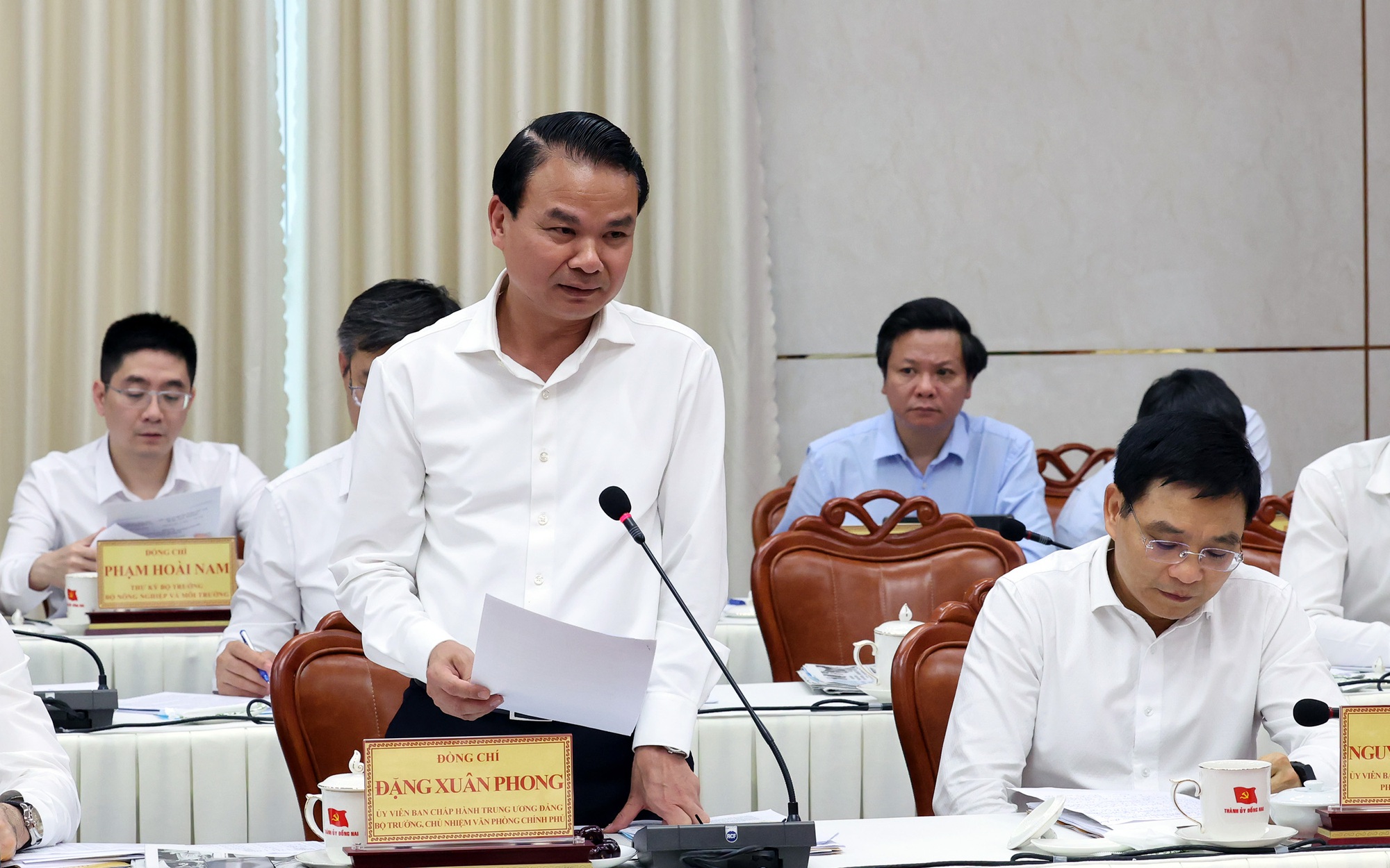 Thủ tướng: Nếu Đồng Nai cam kết đạt kết quả cao hơn, Chính phủ sẽ ưu tiên bố trí nguồn lực ngay trong năm 2027- Ảnh 8.