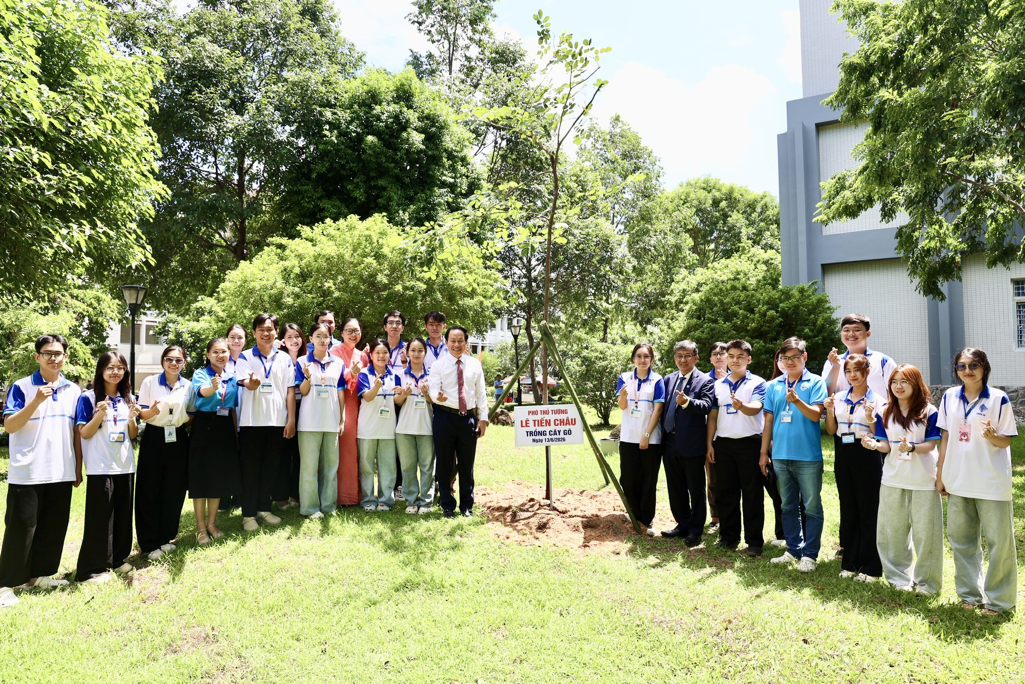 Đại học Cần Thơ phải tiên phong nghiên cứu, đổi mới sáng tạo và tư vấn chính sách cho sự phát triển vùng- Ảnh 9.