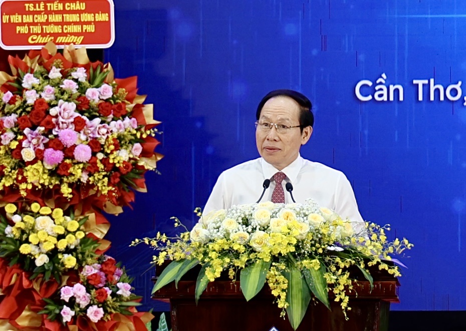 Đại học Cần Thơ phải tiên phong nghiên cứu, đổi mới sáng tạo và tư vấn chính sách cho sự phát triển vùng- Ảnh 3.