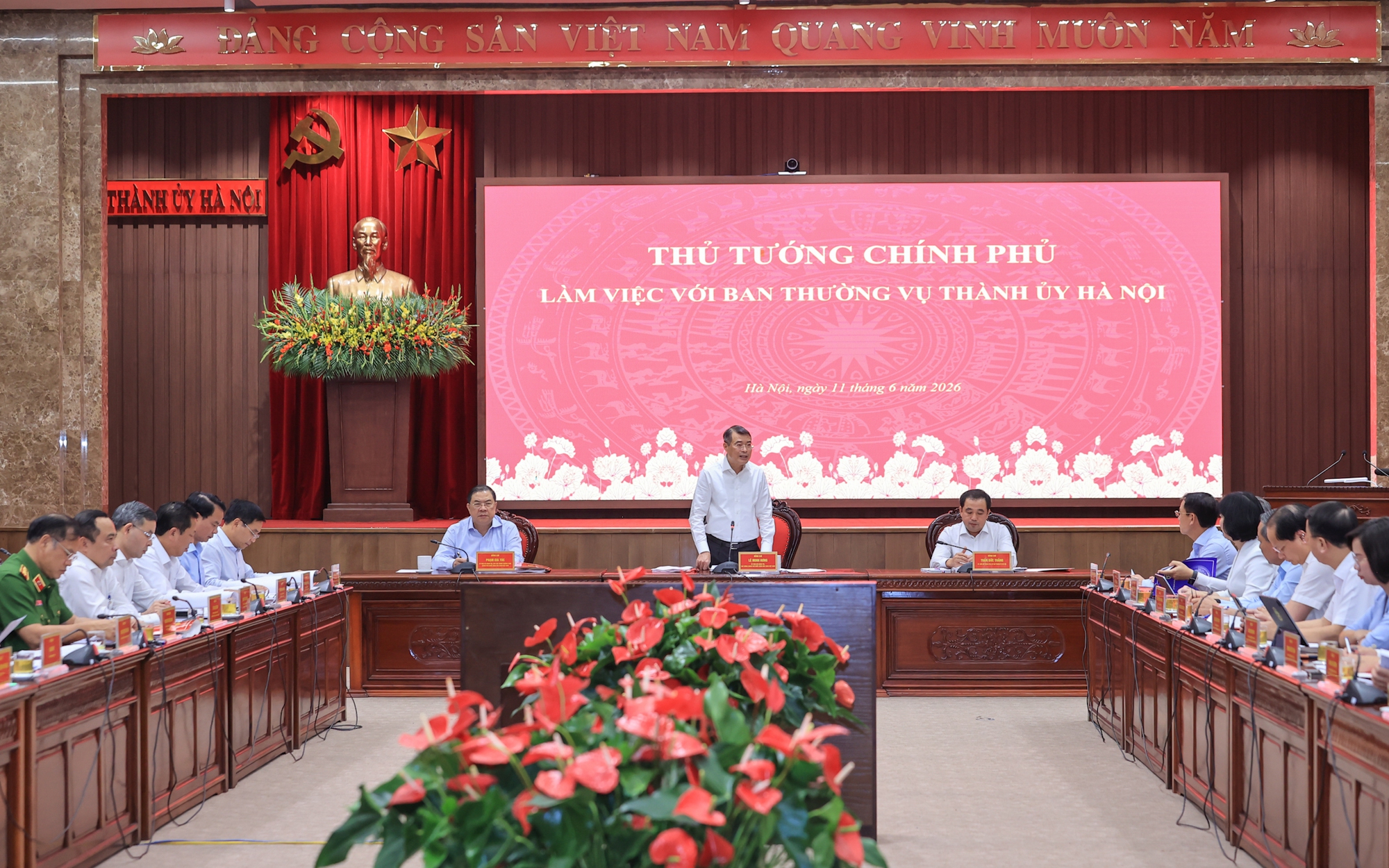 Hà Nội phấn đấu tăng trưởng 11%, trở thành trung tâm đổi mới sáng tạo hàng đầu cả nước