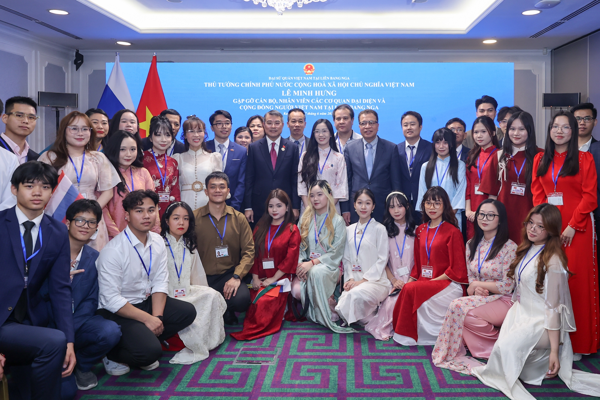 Thủ tướng Lê Minh Hưng: Mỗi người Việt Nam ở nước ngoài phải là một đại sứ của dân tộc- Ảnh 8.