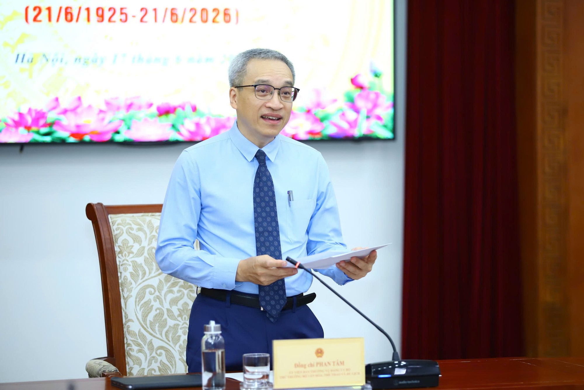 Báo chí cùng đồng hành, chia sẻ trách nhiệm trước những vấn đề lớn của đất nước- Ảnh 1.