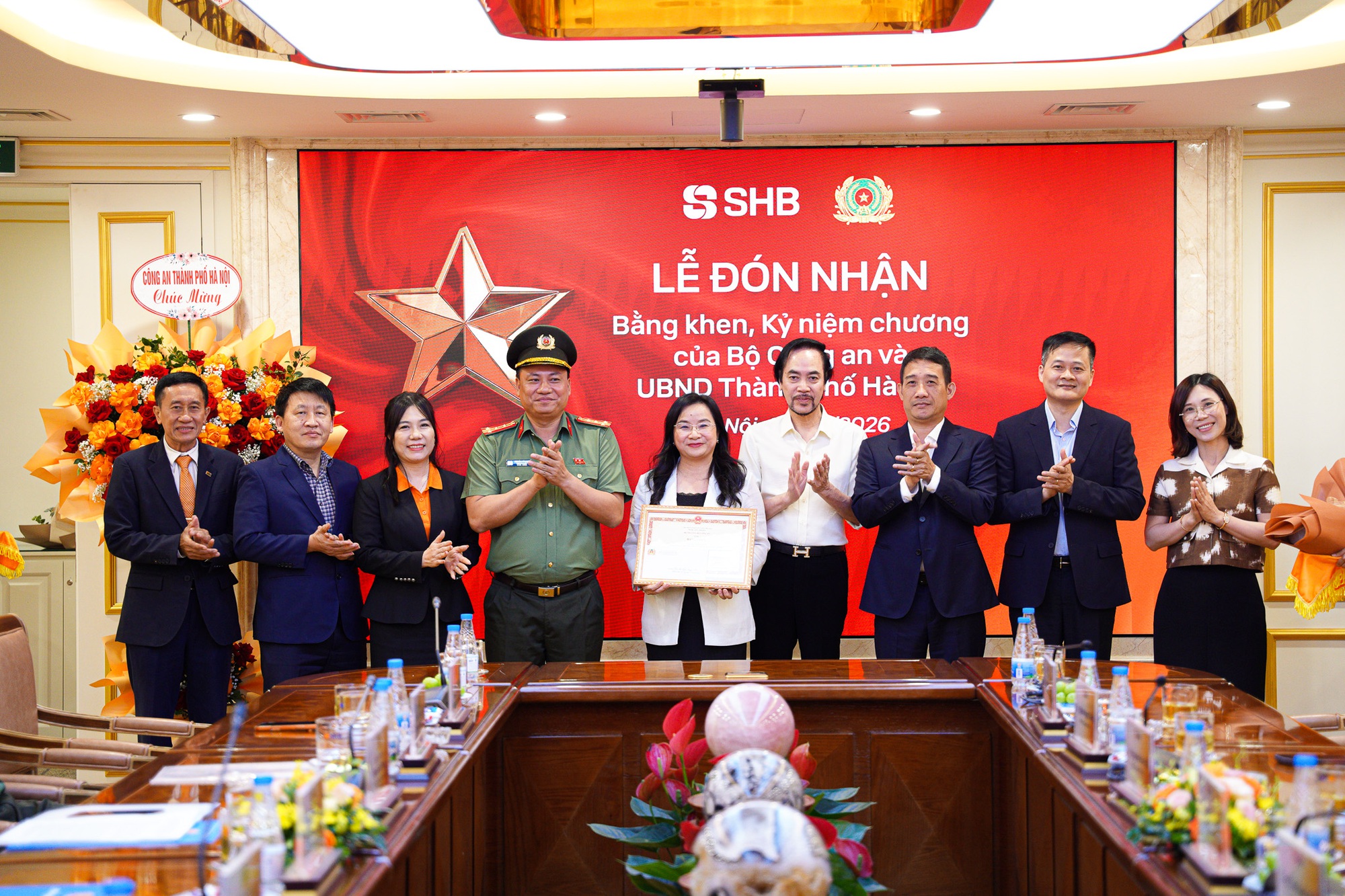 SHB khẳng định vai trò ngân hàng đồng hành cùng an ninh quốc gia- Ảnh 1.