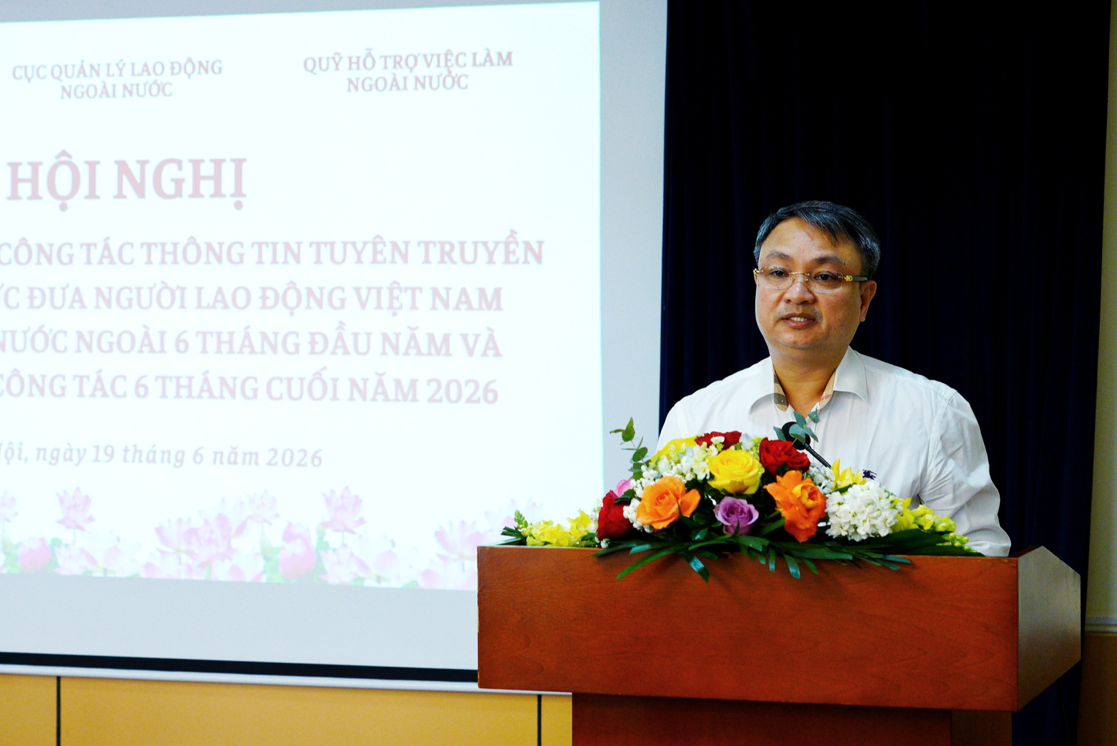 Siết quản lý doanh nghiệp dịch vụ, ngăn trục lợi từ hoạt động đưa lao động đi nước ngoài- Ảnh 1.