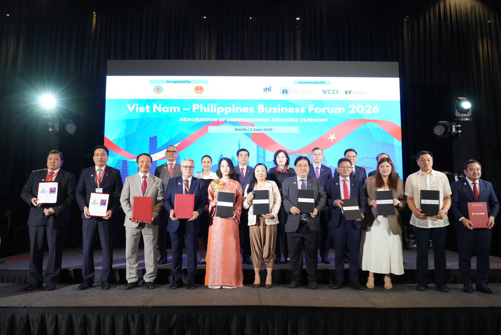 Vinachem tăng cường hiện diện tại ASEAN, ký kết hợp tác với các đối tác hàng đầu Philippines- Ảnh 1. Vinachem tăng cường hiện diện tại ASEAN, ký kết hợp tác với các đối tác hàng đầu Philippines- Ảnh 1.