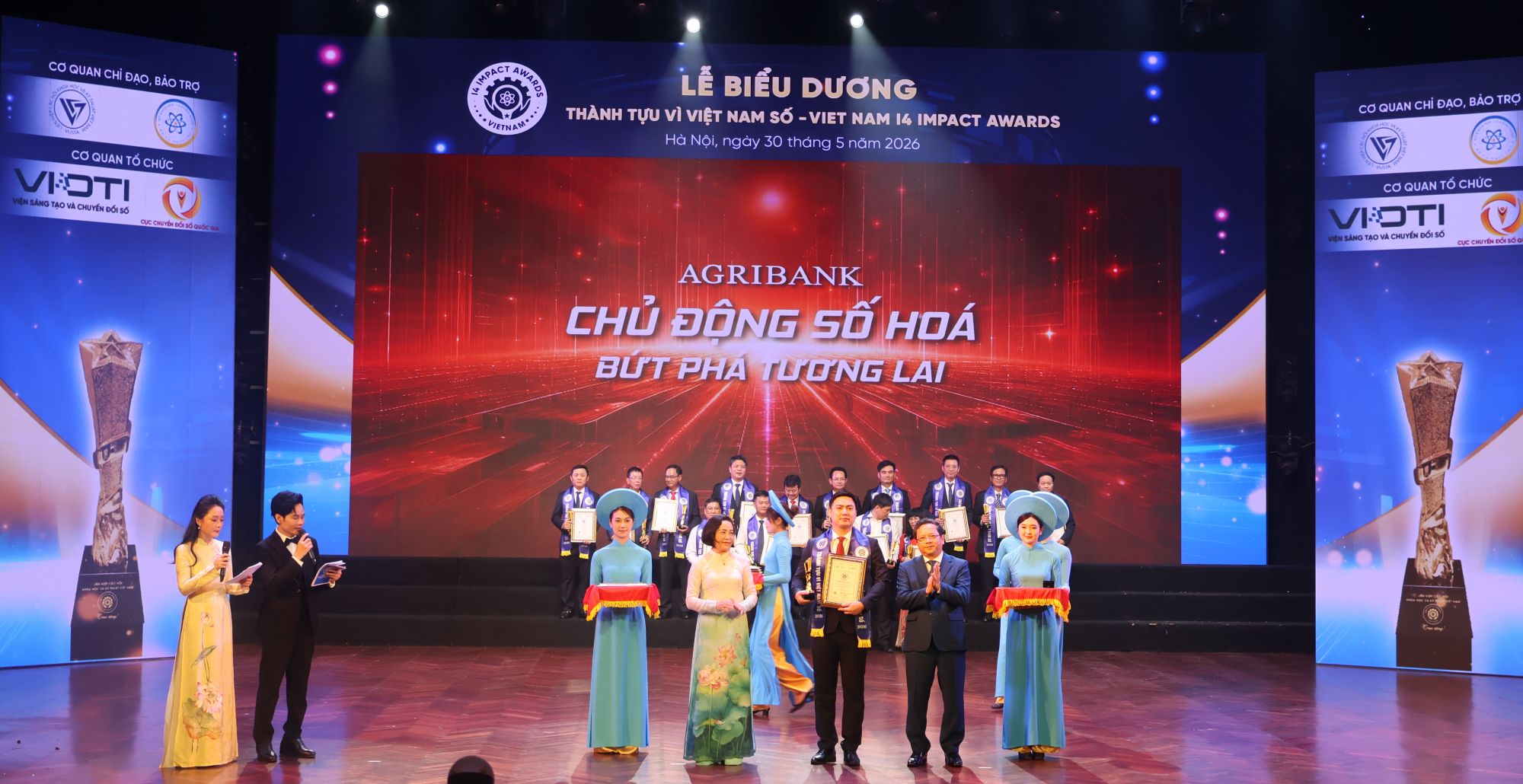 Agribank ghi dấu ấn với hai thành tựu số nổi bật năm 2026- Ảnh 1. Agribank ghi dấu ấn với hai thành tựu số nổi bật năm 2026- Ảnh 1.