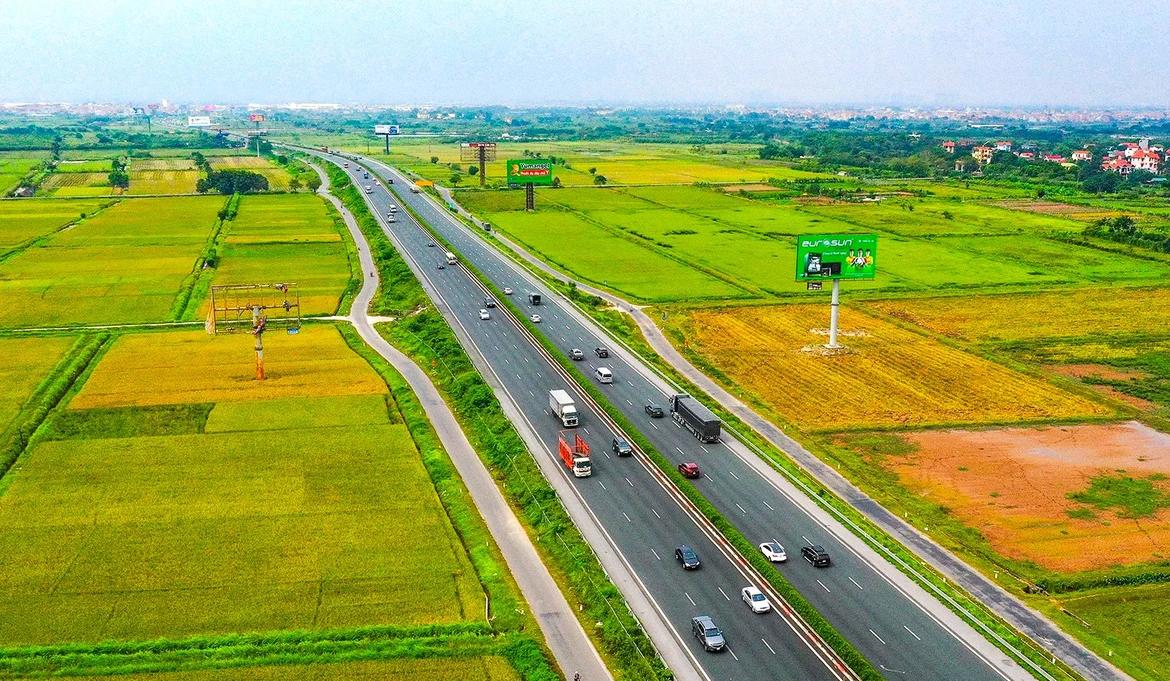 Đề xuất bổ sung 5 tuyến quốc lộ tiêu chuẩn cao tốc- Ảnh 1.