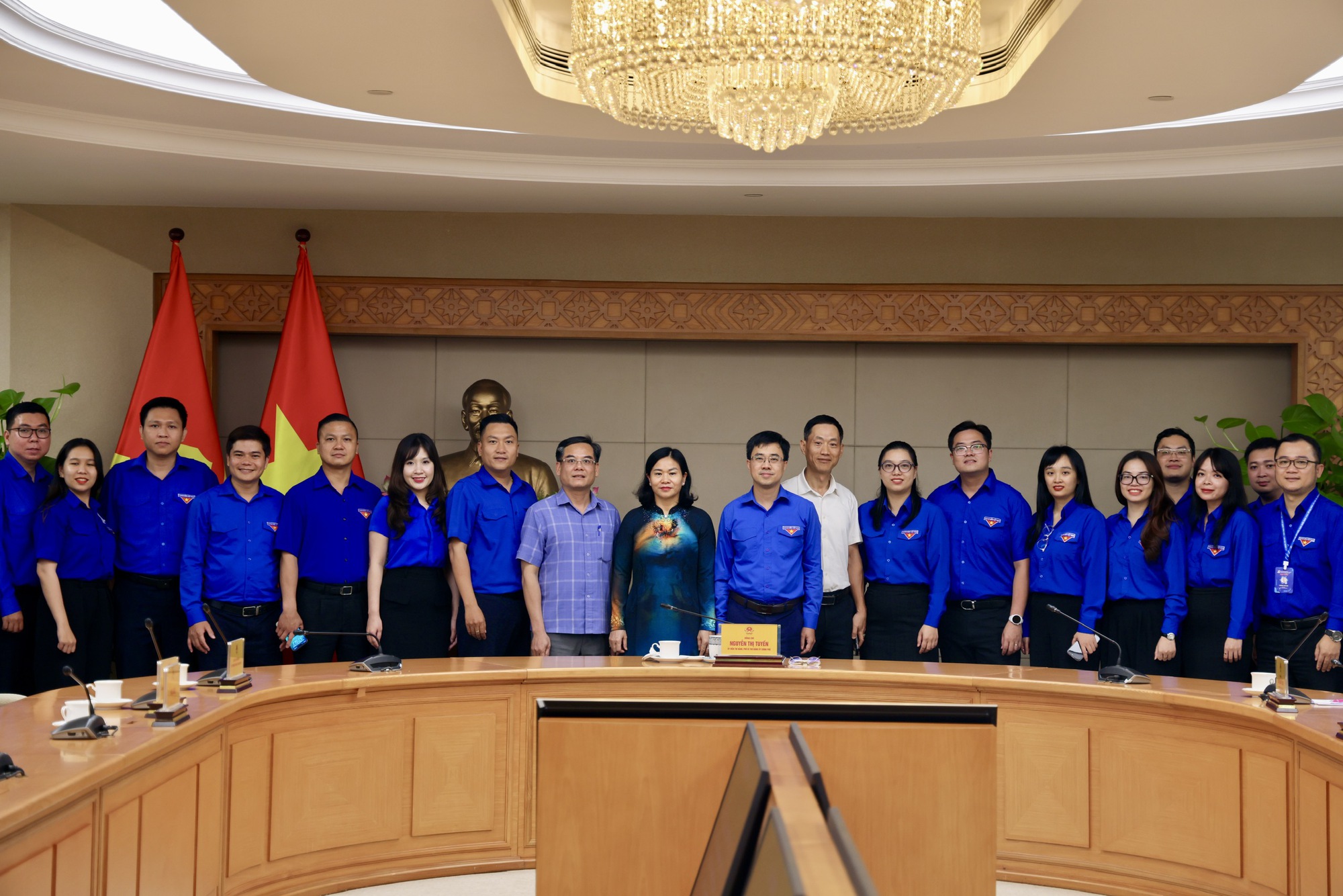 Phát huy vai trò tiên phong của tuổi trẻ, Đoàn Thanh niên Chính phủ trong giai đoạn phát triển mới- Ảnh 4.