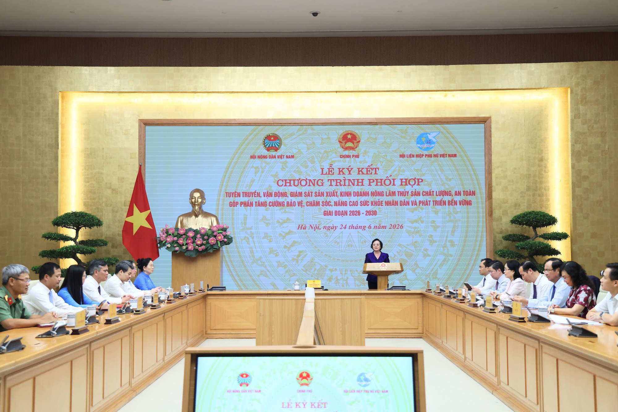 Bảo đảm an toàn thực phẩm là bảo vệ sức khỏe nhân dân và nền kinh tế nông nghiệp- Ảnh 5.