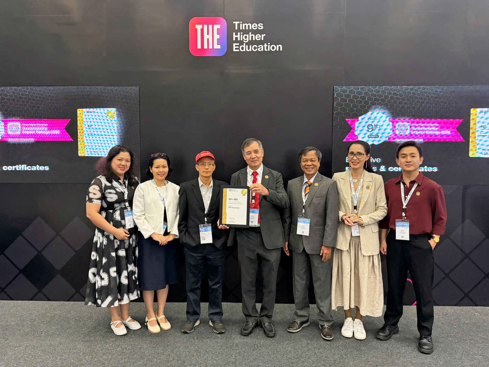 FPTU vào Top 300 ĐH phát triển bền vững, Top 100 giáo dục chất lượng toàn cầu- Ảnh 2.